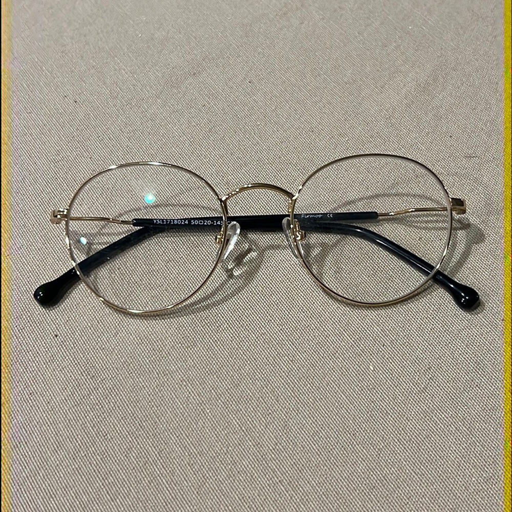 Blue Light blocking glasses